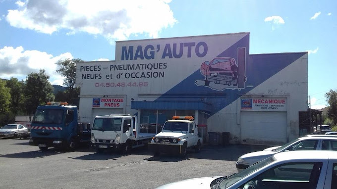 Aperçu des activités de la casse automobile FAURAX MAG'AUTO située à VALSERHONE (01200)